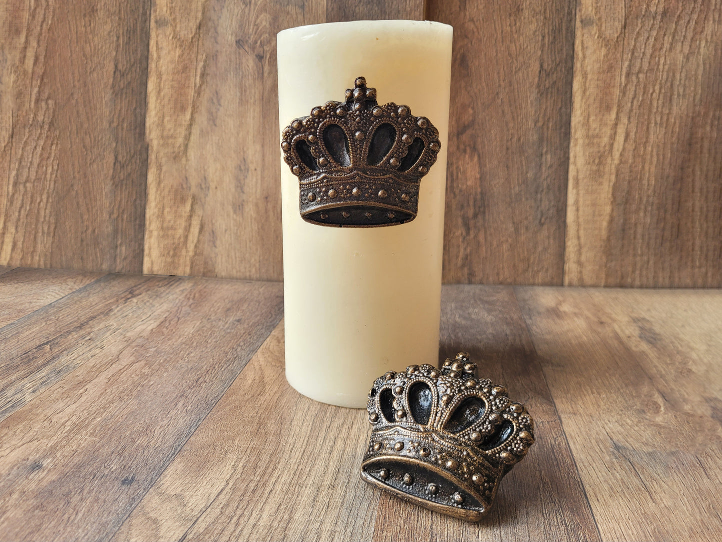 Set of 2 Crown Candle pins for pillar candles