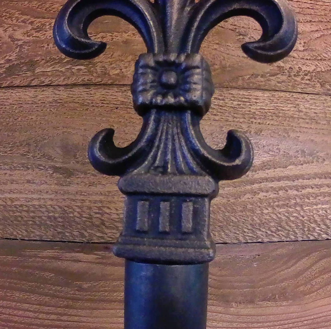 Free Standing Toilet Paper Holder | Toilet paper storage | Toilet paper stand | Cast iron | FleurDeLisJunkie | Toilet tissue| Tissue storage