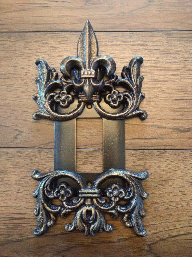 Single Rocker Switch Plate | PICK YOUR COLOR | Fleur De Lis | French Country | Lighting | Wall Art | Light Switch Cover| FleurDeLisJunkie