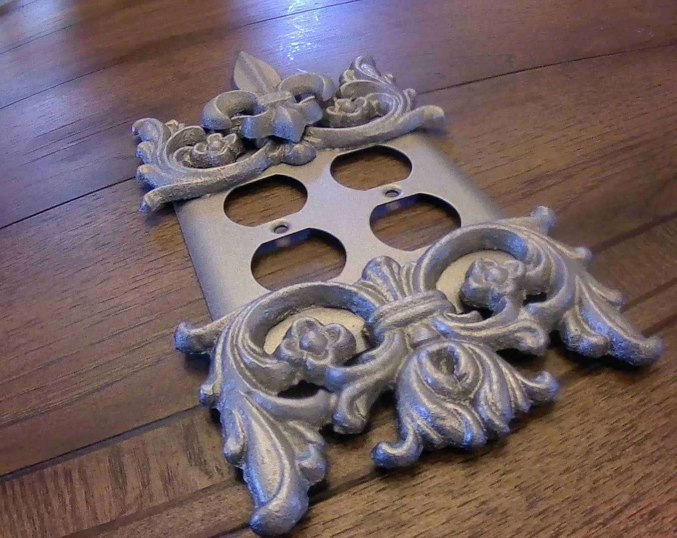 Fleur de Lis Metal Double Outlet Switch Plate | Decorative Switch plate | Double switch Cover | FleurDeLisJunkie | Switch | TWO outlet
