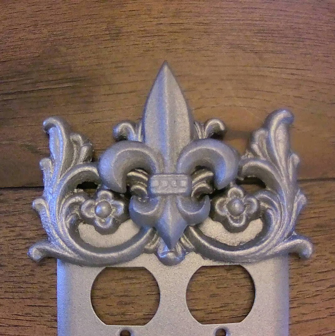 Fleur de Lis Metal Double Outlet Switch Plate | Decorative Switch plate | Double switch Cover | FleurDeLisJunkie | Switch | TWO outlet