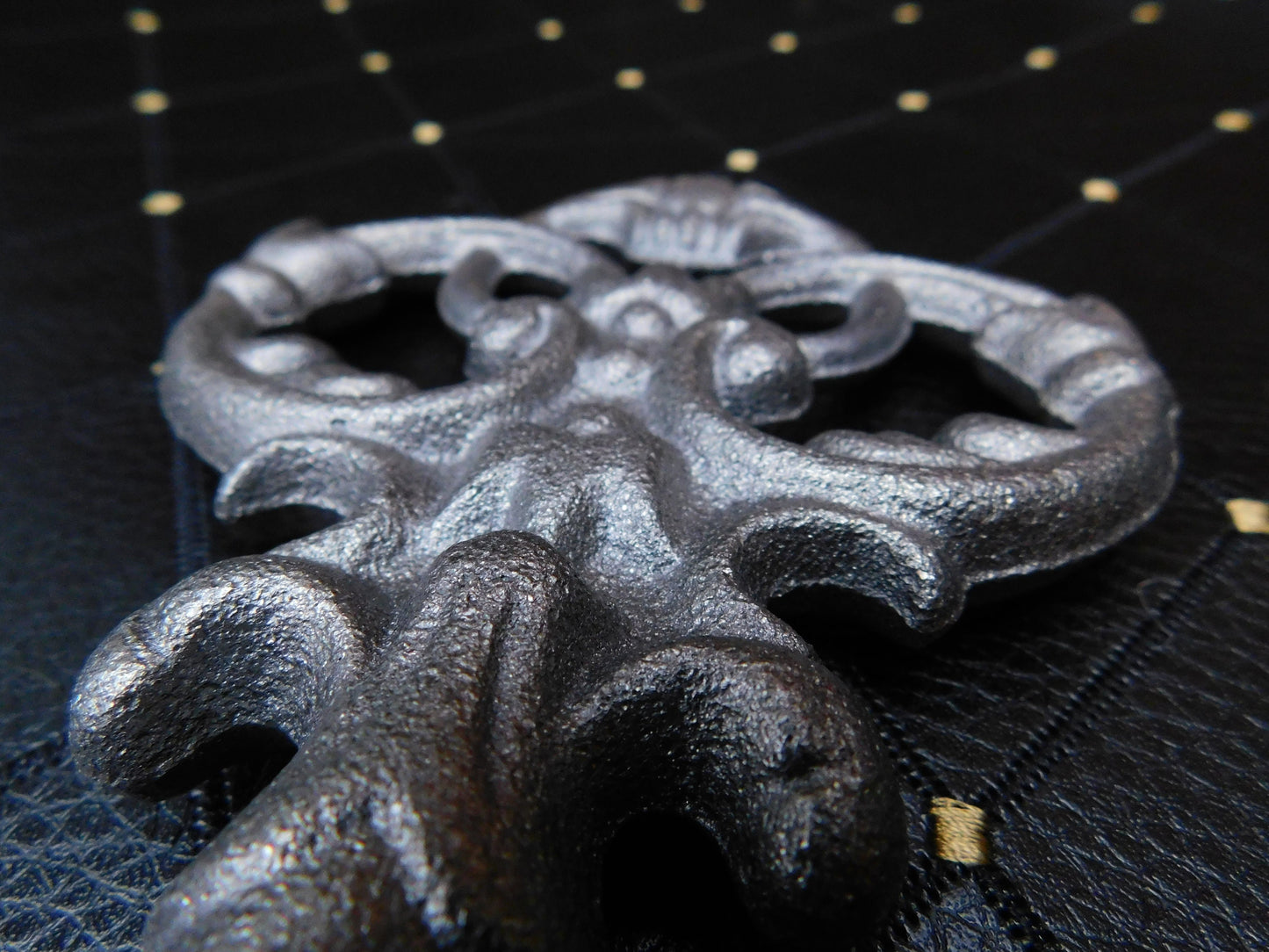 Cast Iron Key Finial for Fencing, Crafting Supplies, and Home Decor. PICK YOUR COLOR. Decorative Metal Topper, Fence Finial for Garden Decor