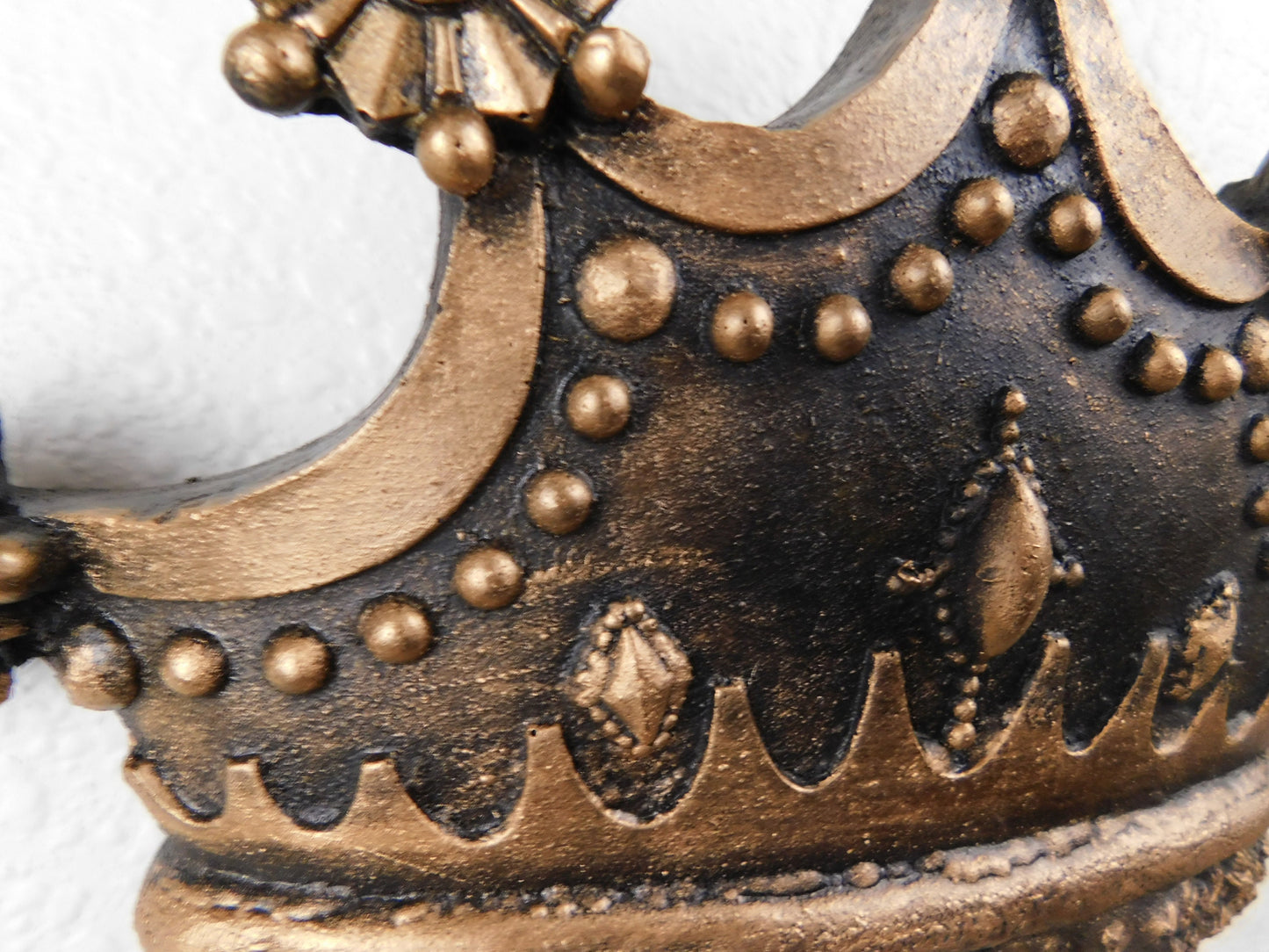Gold Wall Crown Plaque | PICK YOUR COLOR | Royal King Queen Princess Wall Decor | FleurDeLisJunkie |