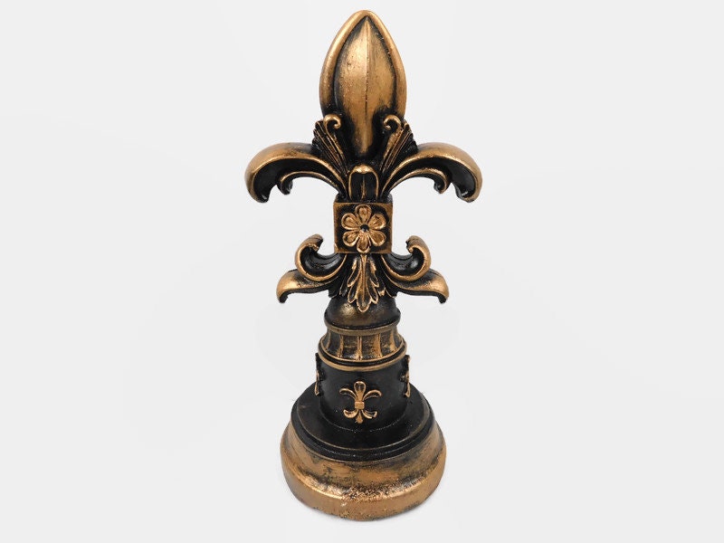 Set of 3 Fleur De Lis Finials - PICK YOUR COLOR - Gold Tabletop Decorations - Fleur Decor - French Royal Office Decor