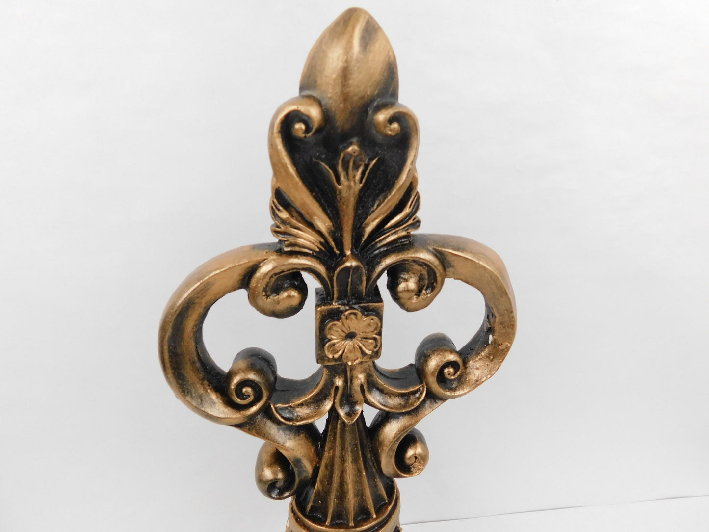 Set of 3 Fleur De Lis Finials - PICK YOUR COLOR - Gold Tabletop Decorations - Fleur Decor - French Royal Office Decor