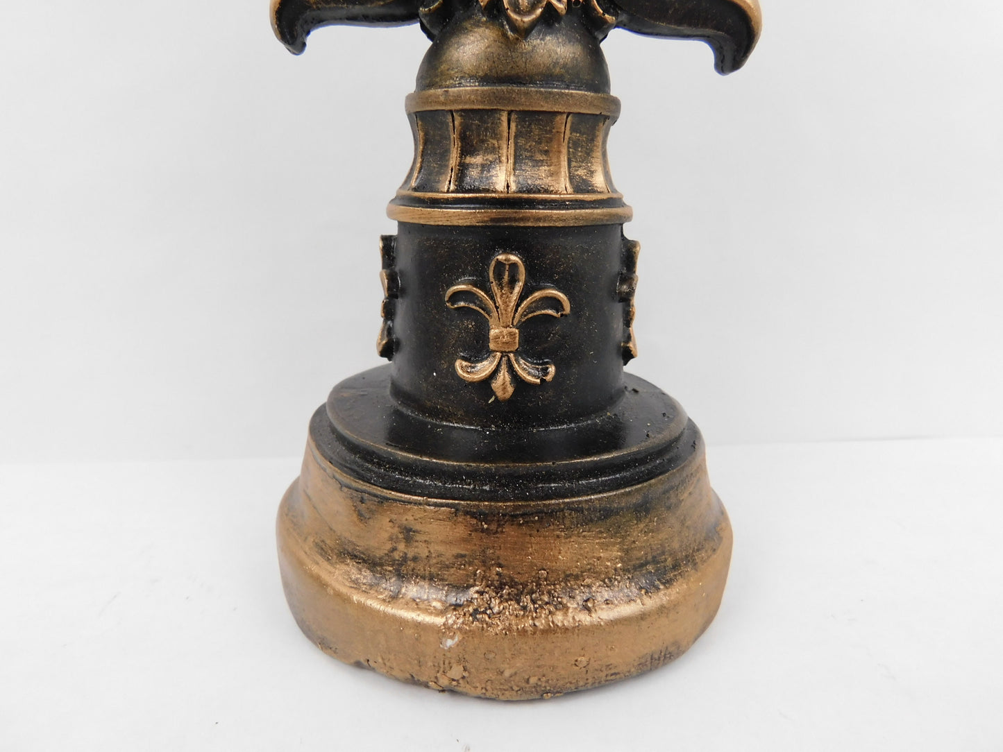 Set of 3 Fleur De Lis Finials - PICK YOUR COLOR - Gold Tabletop Decorations - Fleur Decor - French Royal Office Decor