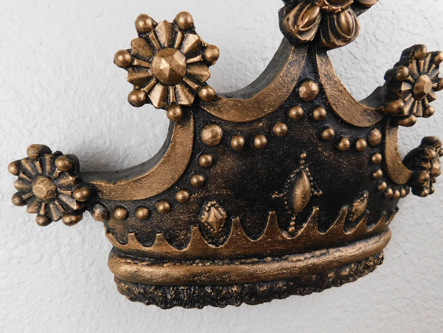 Gold Wall Crown Plaque | PICK YOUR COLOR | Royal King Queen Princess Wall Decor | FleurDeLisJunkie |