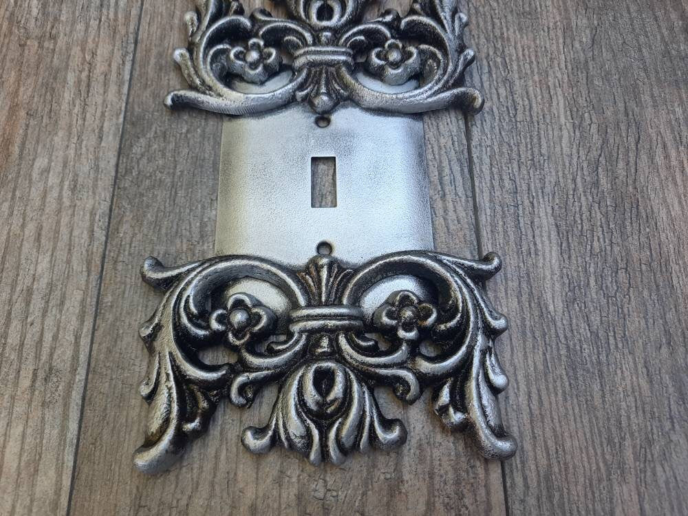 Single Toggle Light Switch Plate Cover, PICK YOUR COLOR, Custom light switch covers, One toggle, one gang switch plate, FleurDeLisJunkie