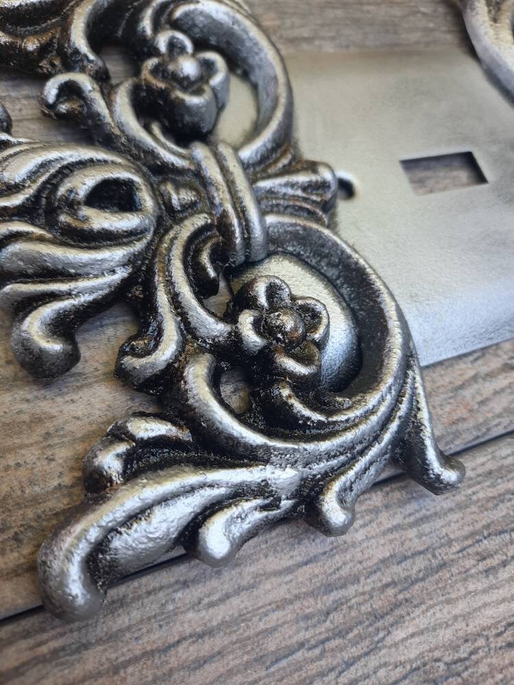 Single Toggle Light Switch Plate Cover, PICK YOUR COLOR, Custom light switch covers, One toggle, one gang switch plate, FleurDeLisJunkie