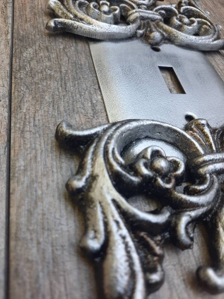 Single Toggle Light Switch Plate Cover, PICK YOUR COLOR, Custom light switch covers, One toggle, one gang switch plate, FleurDeLisJunkie