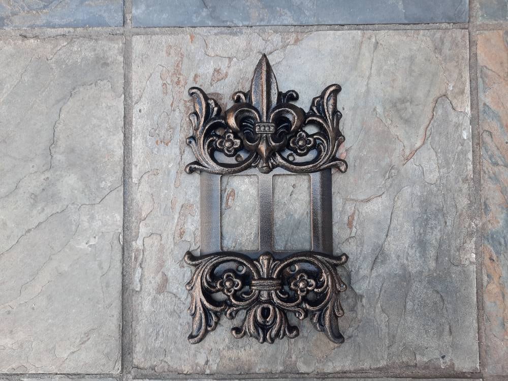 2 Rocker Fleur De Lis Decorative Light Switch plate cover | PICK YOUR COLOR | Old World, Light Wall Plates. Double Rocker two gang metal