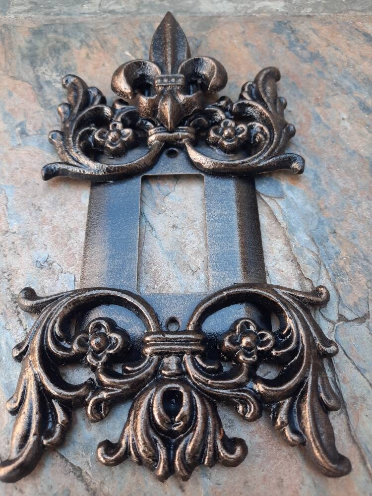 Single Rocker Switch Plate | PICK YOUR COLOR | Fleur De Lis | French Country | Lighting | Wall Art | Light Switch Cover| FleurDeLisJunkie