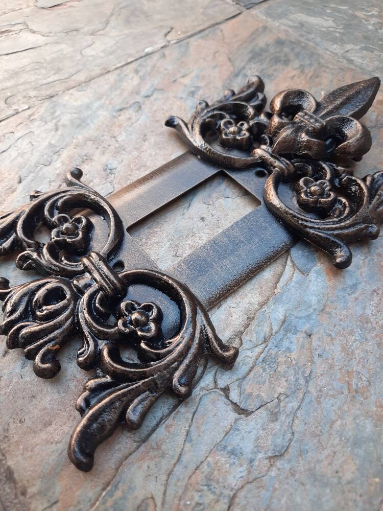 Single Rocker Switch Plate | PICK YOUR COLOR | Fleur De Lis | French Country | Lighting | Wall Art | Light Switch Cover| FleurDeLisJunkie