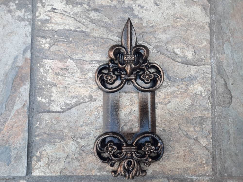 Single Rocker Fleur De Lis Switch Plate | PICK YOUR COLOR | Decora plate | Tuscan | Old World | Switch cover | FleurDeLisJunkie | One Toggle