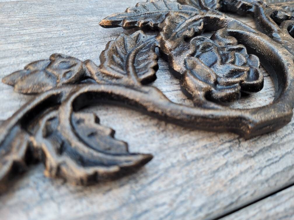 Iron Over door Topper Rose Pediment | PICK YOUR COLOR | Metal Old World Victorian Kitchen Cabinet Hardware | Wall Plaque | FleurDeLisJunkie
