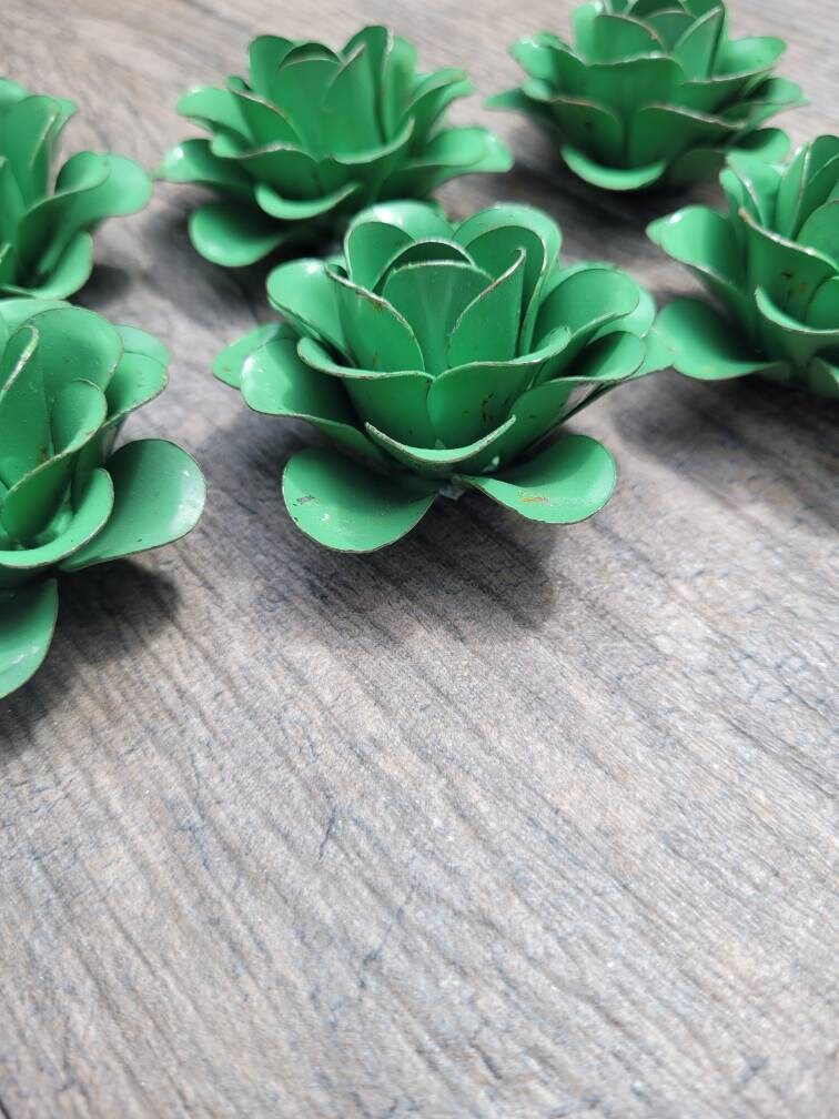 Small Metal Roses | Set of 6 | Rusty Roses | Farmhouse | FREE USA SHIPPING | FleurDeLisJunkie | Supplies | Western | Craft supplies | Iron