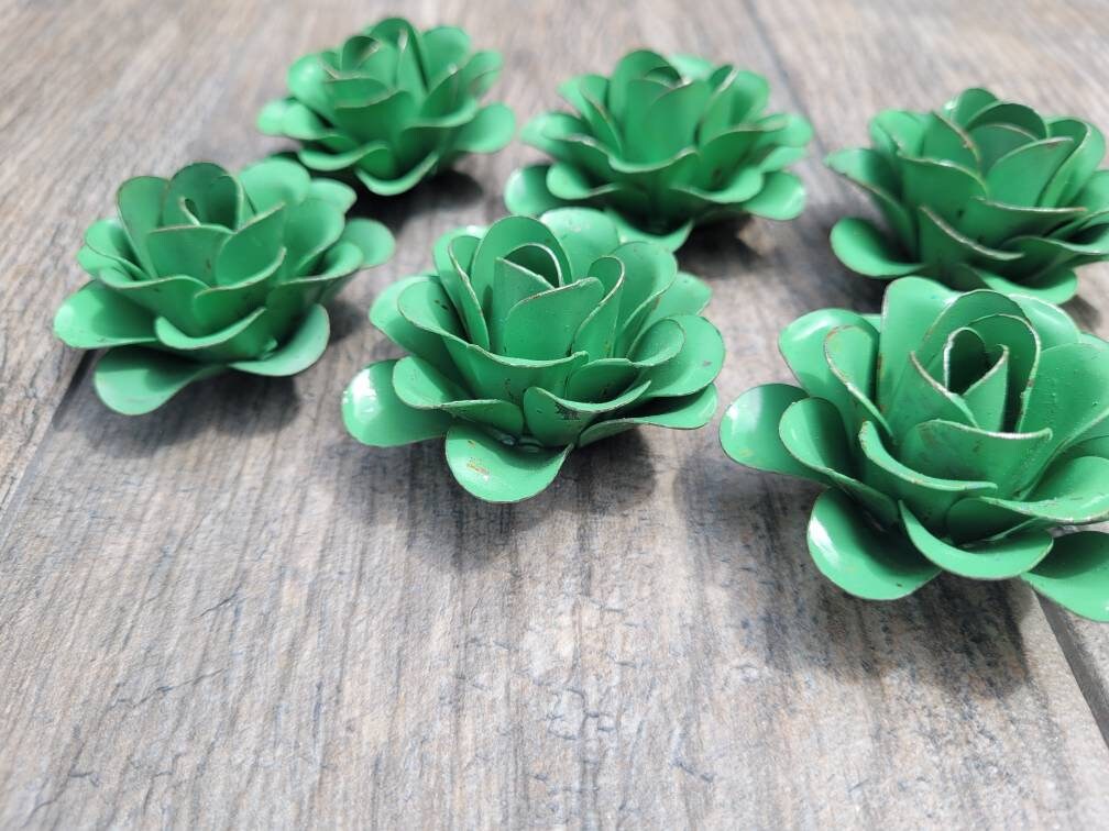 Small Metal Roses | Set of 6 | Rusty Roses | Farmhouse | FREE USA SHIPPING | FleurDeLisJunkie | Supplies | Western | Craft supplies | Iron