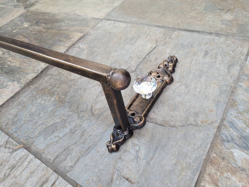 Metal Towel Bar with Crystal look vintage door knob style. PICK YOUR COLOR. Bathrooom fixture, bath accessory, original design. Tuscan