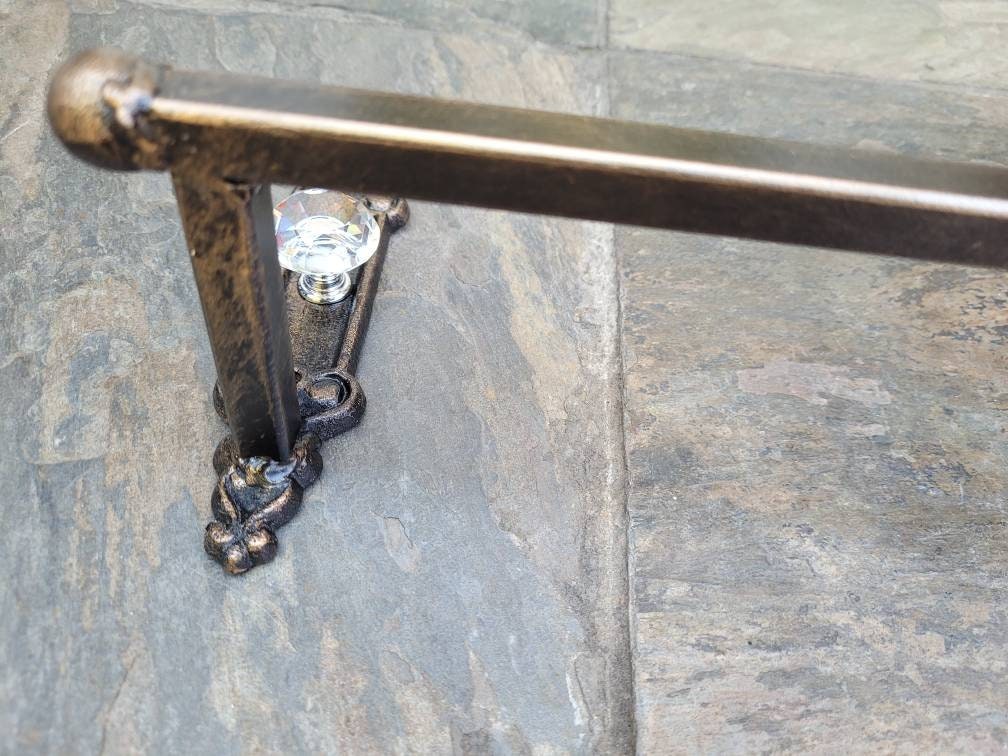 Metal Towel Bar with Crystal look vintage door knob style. PICK YOUR COLOR. Bathrooom fixture, bath accessory, original design. Tuscan