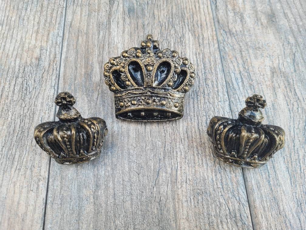 Set of 3 Crown Candle Pins | PICK YOUR COLOR | Candle Picks | Candle Jewelry | Royal Crown Medieval decor, Tuscan, Old World, Queen King
