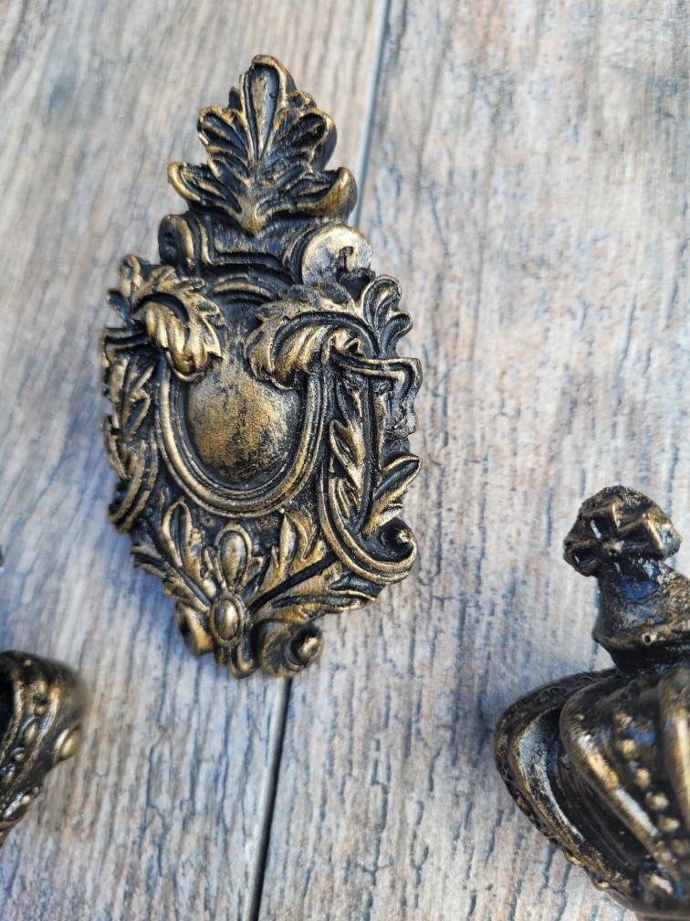 SET of 3 Shield and Crown Candle Pins | PICK your COLOR | Candle Picks | Old World Tuscan Decor Gifts Crown Medieval Fleur de Lis Royal