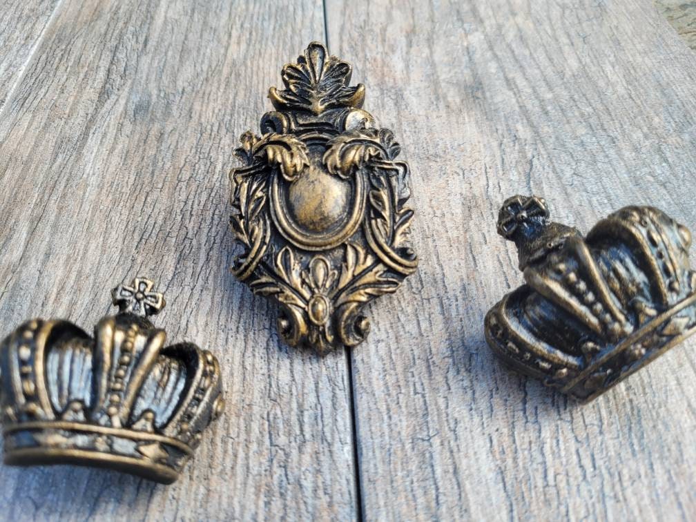 SET of 3 Shield and Crown Candle Pins | PICK your COLOR | Candle Picks | Old World Tuscan Decor Gifts Crown Medieval Fleur de Lis Royal