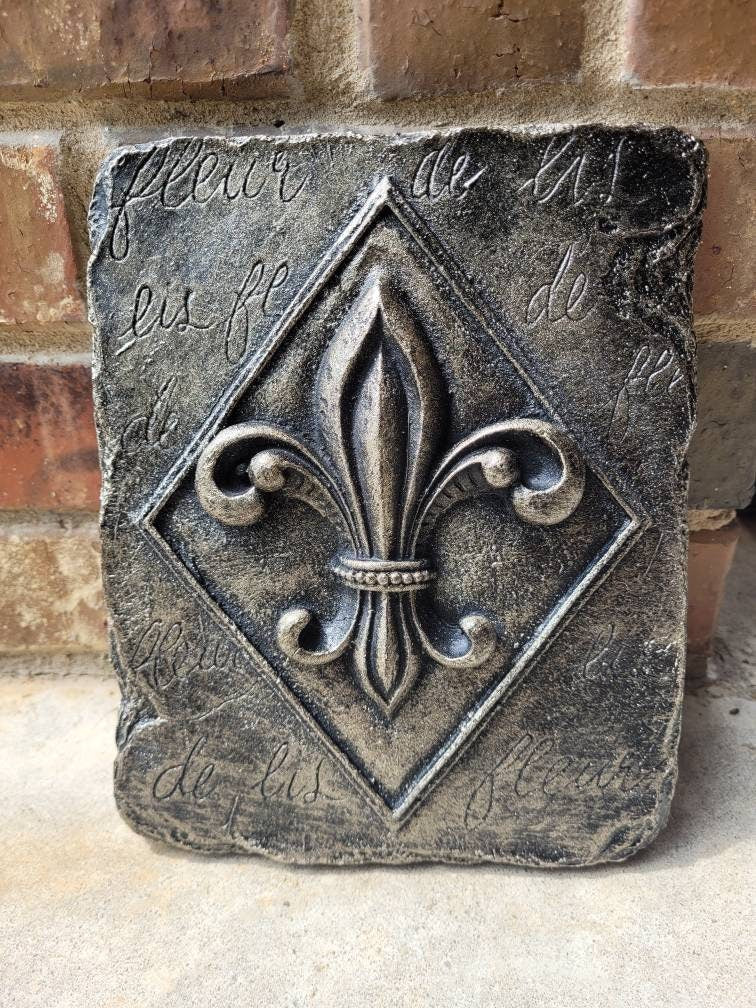 Fleur de Lis Wall Plaque - PICK YOUR COLOR - Tuscan, Old World, Medieval, New Orleans, Saints, French Country | FleurDeLisJunkie |