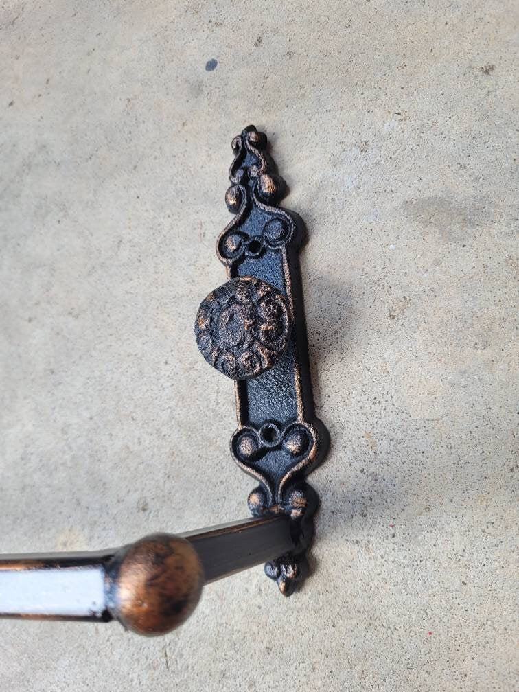 Metal Towel Bar with door knob style medallions. Bathroom fixture, bath accessory, decor. Original design. Tuscan, Vintage look, Eclectic