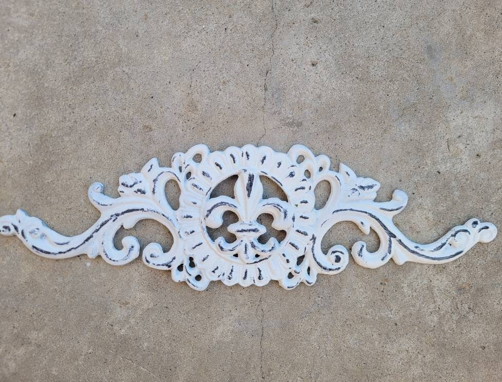 Fleur de Lis Topper | PICK YOUR COLOR | Cabinet Hardware | Wall Plaque | Shabby Chic | Farmhouse | French Country | Metal Art | Pediment