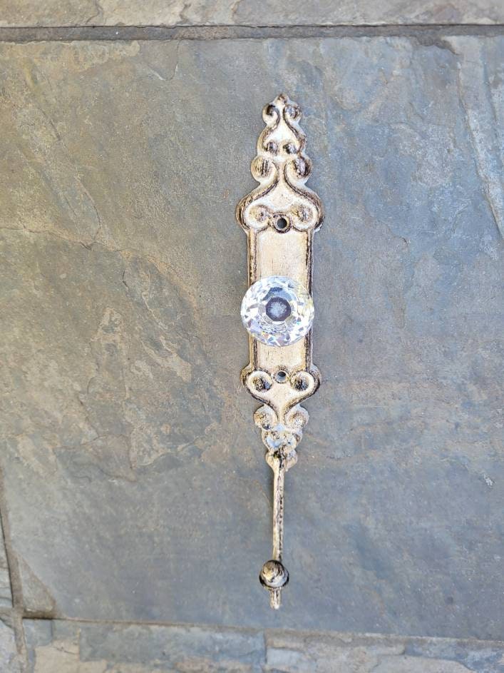 Door knob Wall Hook | Shabby Chic | PICK YOUR COLOR | Cast Iron Wall Rack | Coat Rack | Wall Hanger | FleurDeLisJunkie | Crystal Look