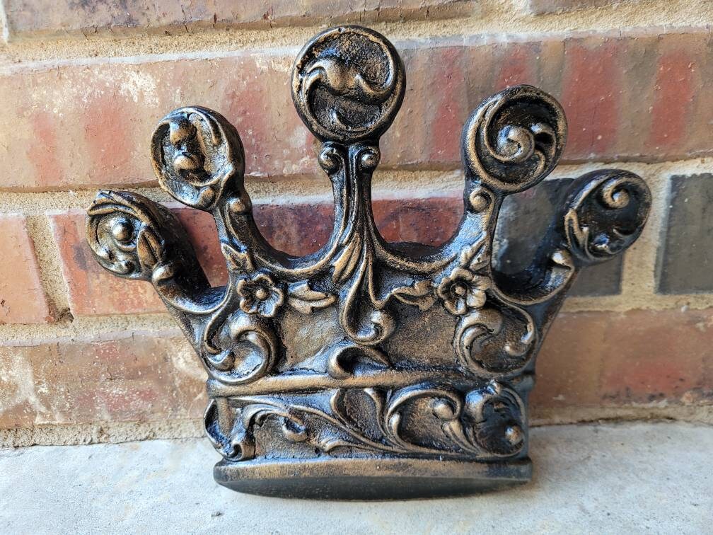 Crown Wall Decor | PICK YOUR COLOR | Medieval Castle King Queen Wall Plaque | Fleur De Lis French Country Tuscan Decor | Handmade