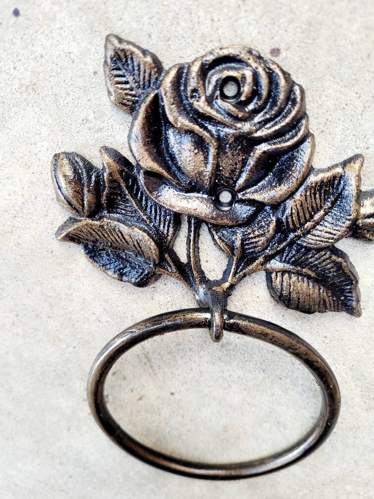 Rose Towel Ring | Medallion | Pick Your Color and Size | Cast Iron Towel Ring | Towel Hanger | Shabby Chic Bathroom | Victorian Vintage look