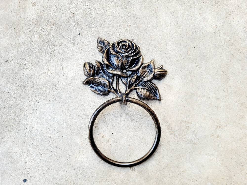 Rose Towel Ring | Medallion | Pick Your Color and Size | Cast Iron Towel Ring | Towel Hanger | Shabby Chic Bathroom | Victorian Vintage look