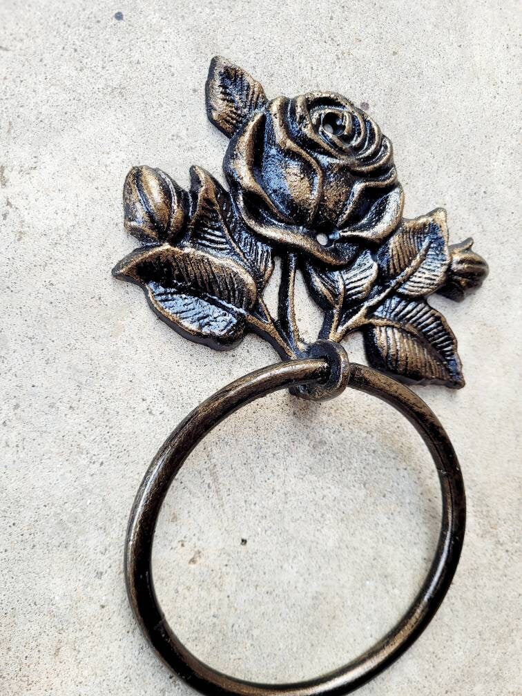 Rose Towel Ring | Medallion | Pick Your Color and Size | Cast Iron Towel Ring | Towel Hanger | Shabby Chic Bathroom | Victorian Vintage look
