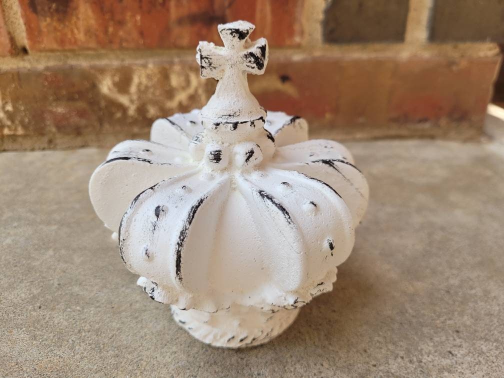 Crown Finial | PICK YOUR COLOR | Decorative Finial | Old World | Tuscan | Medieval | Royal | FleurDeLisJunkie | Crown | King | Queen |Prince