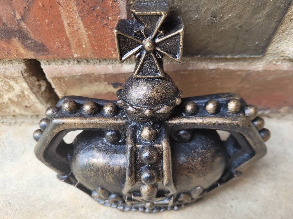 Crown Candle Pin for Pillar Candles. PICK YOUR COLOR. Royal Medieval Fleur de Lis Home Decor.