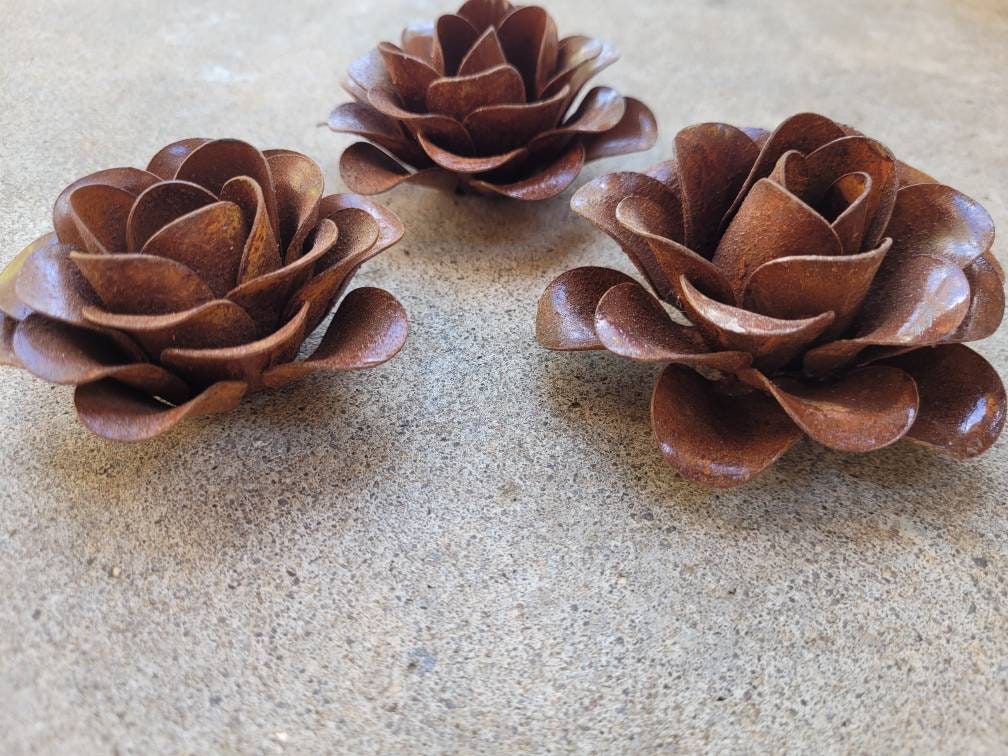 Rusty Metal Roses | Set of 3 | Rustic | Farmhouse | FREE USA SHIPPING | FleurDeLisJunkie | Supplies | Western | French Country