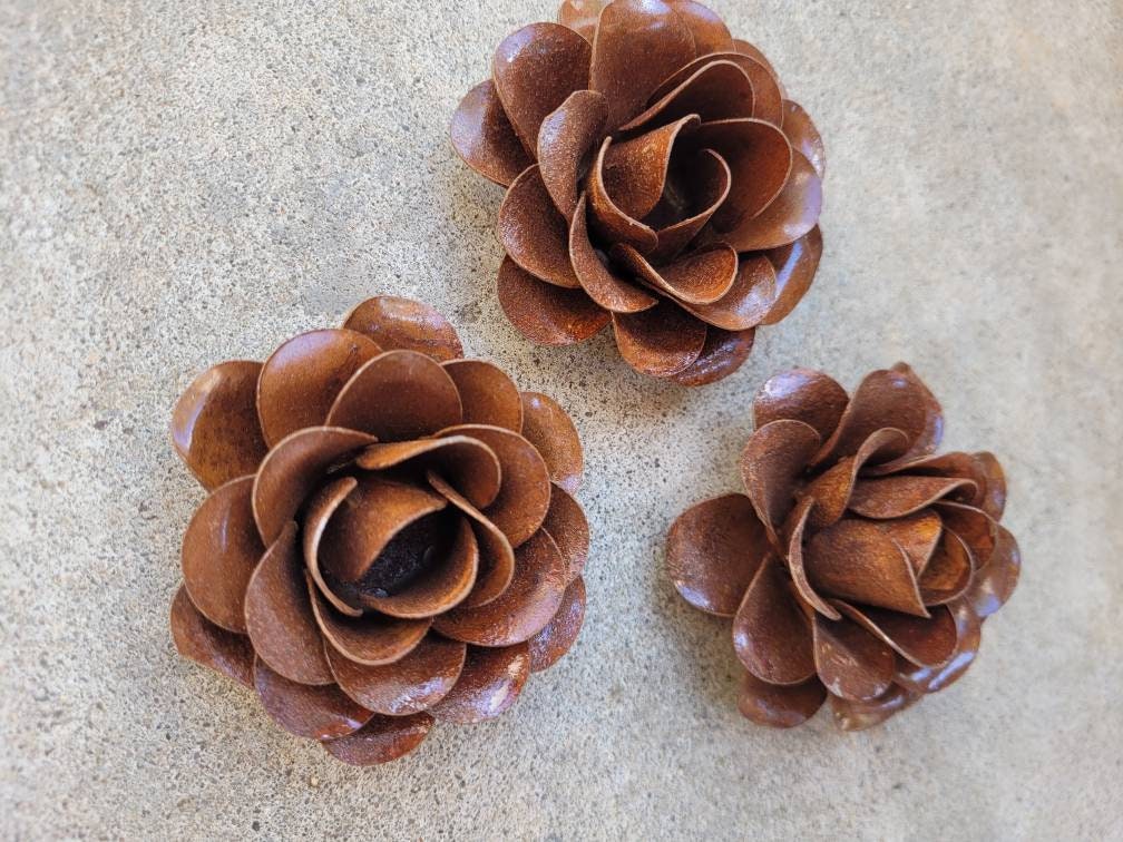 Rusty Metal Roses | Set of 3 | Rustic | Farmhouse | FREE USA SHIPPING | FleurDeLisJunkie | Supplies | Western | French Country