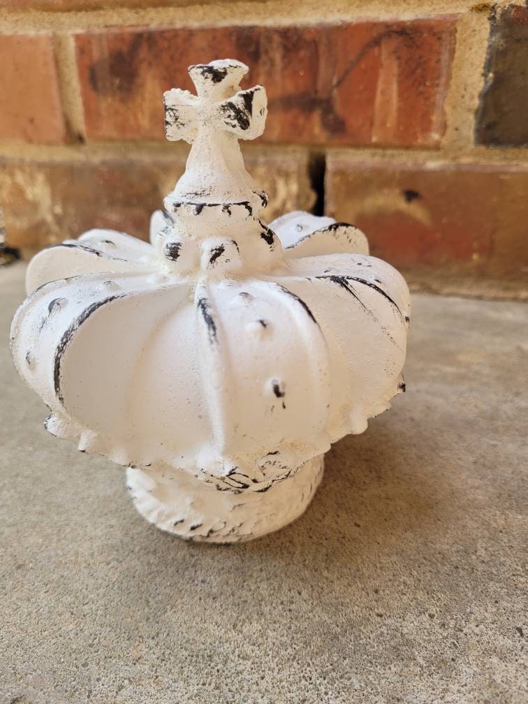 Crown Finial | PICK YOUR COLOR | Decorative Finial | Old World | Tuscan | Medieval | Royal | FleurDeLisJunkie | Crown | King | Queen |Prince