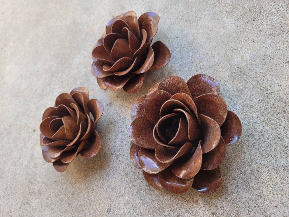 Rusty Metal Roses | Set of 3 | Rustic | Farmhouse | FREE USA SHIPPING | FleurDeLisJunkie | Supplies | Western | French Country