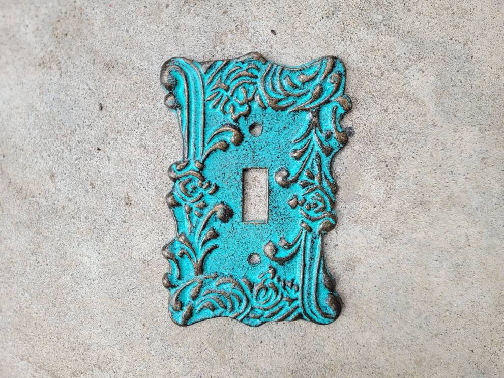 Single Toggle Metal Switch Plate Cover, One Toggle Light Switchplate, Fleur de Lis Decor, Antique Turquoise, Boho. Bohemian Victorian
