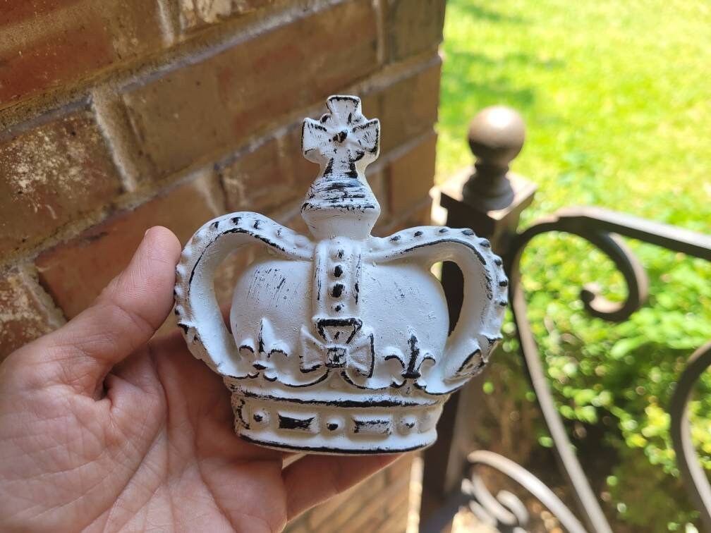 Crown Candle Pin - PICK YOUR COLOR - Victorian, Tuscan, Fleur de Lis, Cross, Royal, Queen, King, Princess, Castle, Crowns for candles pillar