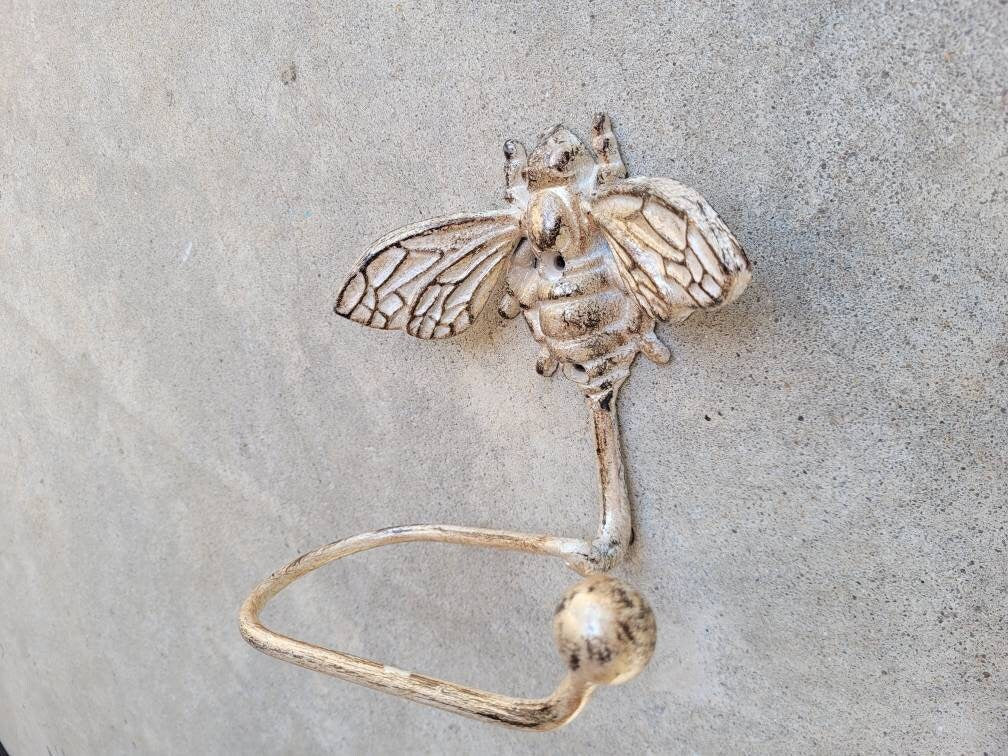 Bee Toilet Paper Holder, TP Holder, Toilet Tissue Holder, Nature, Wall Hook, Queen Bee Decor, Bathroom Bath fixture, hardware, Honey Bee