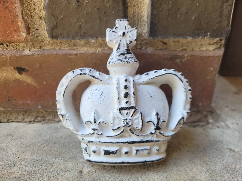 Crown Candle Pin - PICK YOUR COLOR - Victorian, Tuscan, Fleur de Lis, Cross, Royal, Queen, King, Princess, Castle, Crowns for candles pillar