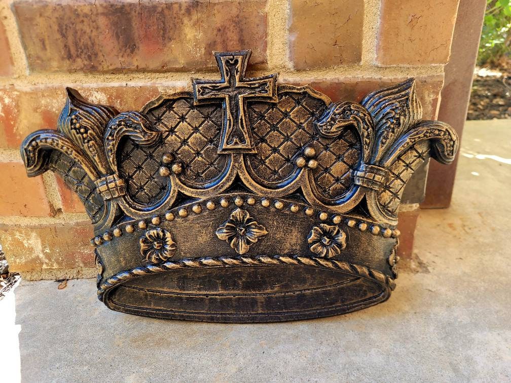 Crown Wall Plaque | PICK YOUR COLOR | Castle Medieval | Old World Decor | King | FleurDeLisJunkie | Queen | Wall Crown | Royal | Princess