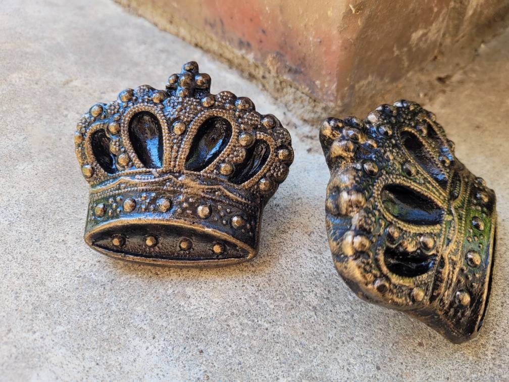 Set of 2 Crown Candle pins for pillar candles - PICK YOUR COLOR - Old World, Tuscan, Candle Tacks, Royal, Queen and King decor.