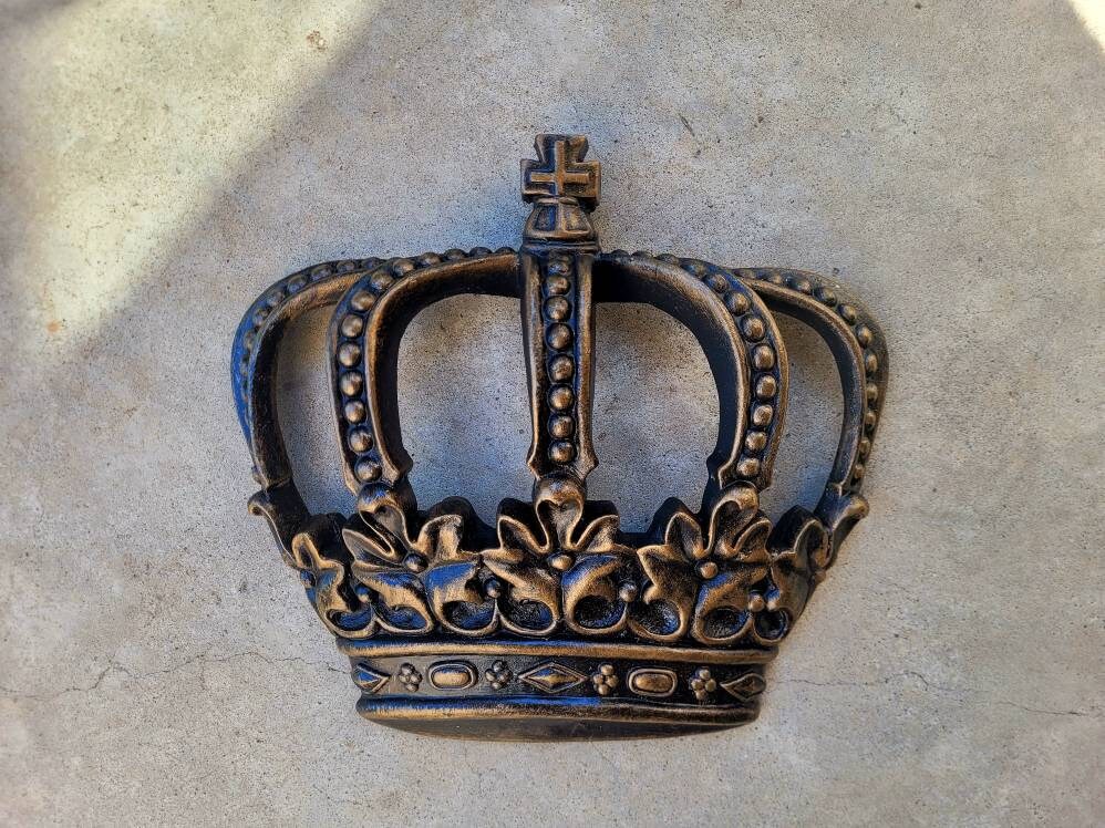 Crown Wall Plaque | PICK YOUR COLOR | Castle Medieval | Old World Decor | King | FleurDeLisJunkie | Queen | Wall Crown | Royal | Princess