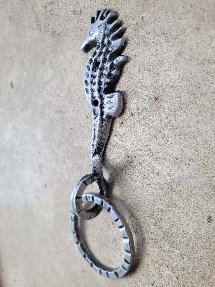 Seahorse Towel Hook, Bathroom Towel Hanger, Nature, Wall Hook towel ring| Iron Towel Holder | Metal Bath hardware | Powder room decor, beach