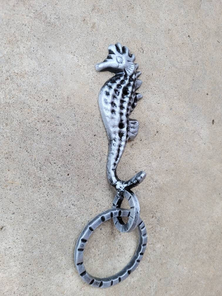 Seahorse Towel Hook, Bathroom Towel Hanger, Nature, Wall Hook towel ring| Iron Towel Holder | Metal Bath hardware | Powder room decor, beach