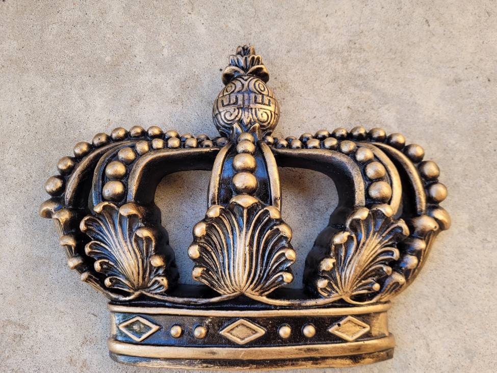 Crown Wall Plaque | PICK YOUR COLOR | Castle Decor | Fleur de Lis Royal Queen King Princess Old World Tuscan | FleurDeLisJunkie |